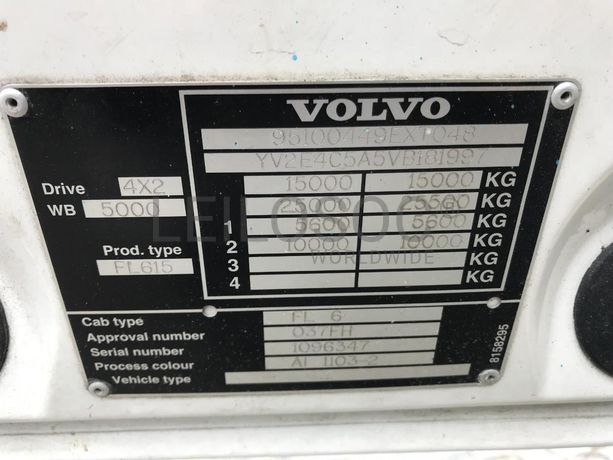 Volvo FL6 Basculante e Grua · Ano 1997