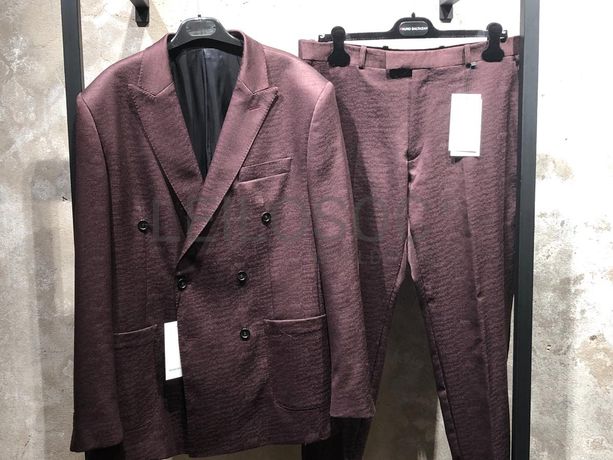 Blazer e Calças de Homem