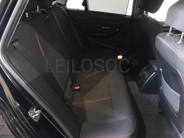 BMW 318 D Touring · Ano 2015