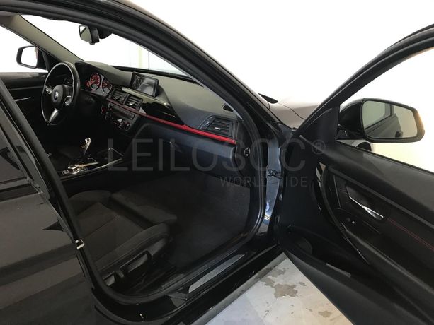 BMW 318 D Touring · Ano 2015