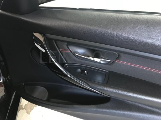 BMW 318 D Touring · Ano 2015