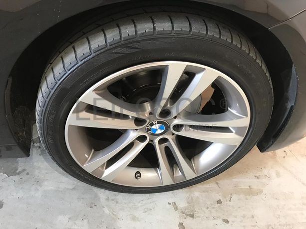 BMW 318 D Touring · Ano 2015