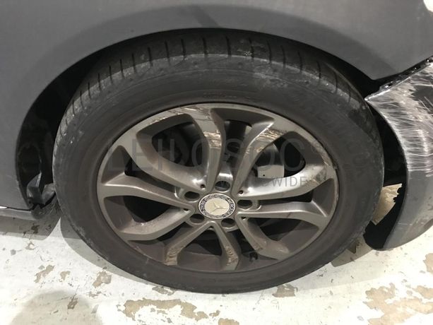 Mercedes-Benz C 200 D · Ano 2015