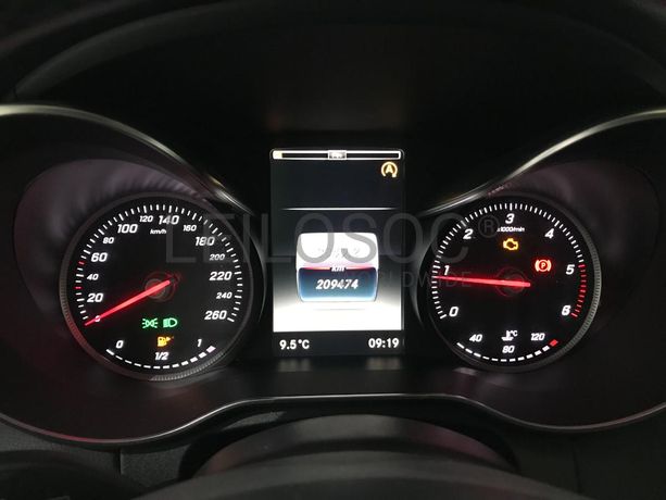 Mercedes-Benz C 200 D · Ano 2015