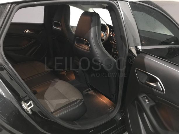 Mercedes CLA 200CDI · Ano 2015