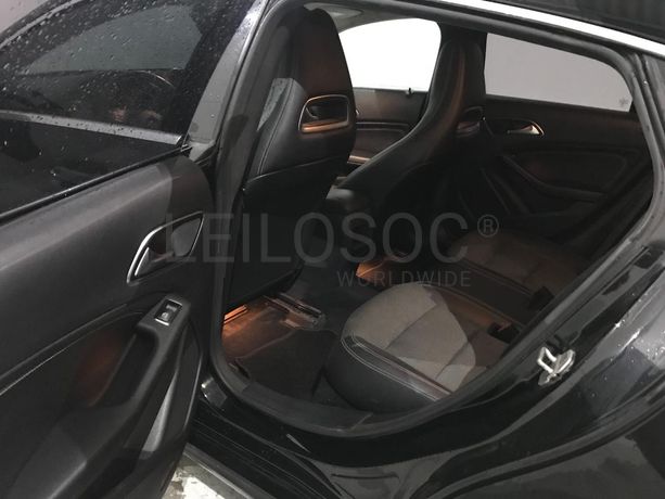 Mercedes CLA 200CDI · Ano 2015