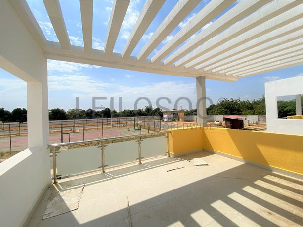 MORADIA T3 DUPLEX 112 – Viana, Luanda  · Viana