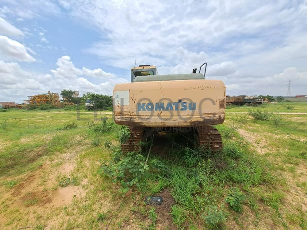 Escavadorade de Rastos (20T) KOMATSU PC200-7 · Viana