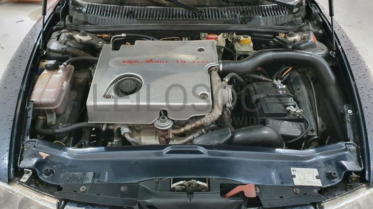 Alfa Romeo 156 1.9 JTD · Ano 1998