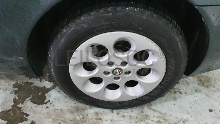 Alfa Romeo 156 1.9 JTD · Ano 1998