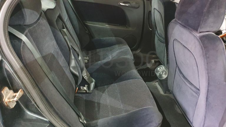 Alfa Romeo 156 1.9 JTD · Ano 1998