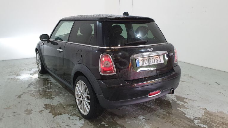 Mini Cooper 1.6D · Ano 2010