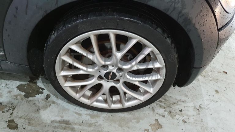 Mini Cooper 1.6D · Ano 2010