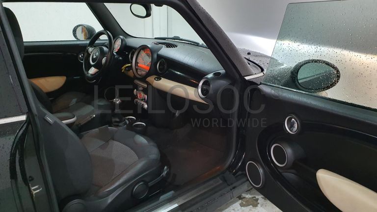 Mini Cooper 1.6D · Ano 2010