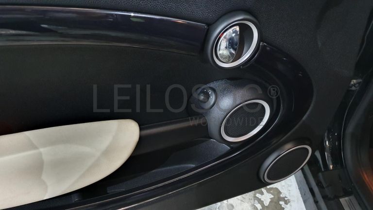 Mini Cooper 1.6D · Ano 2010