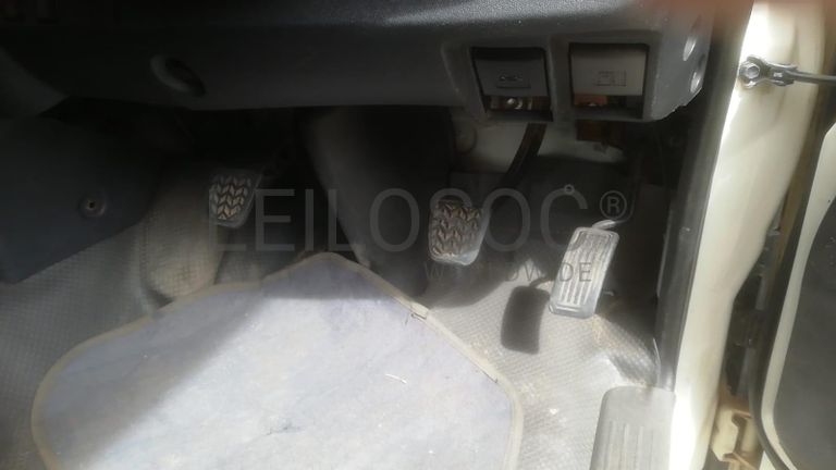 Minibus  de marca Toyota Hiace ·