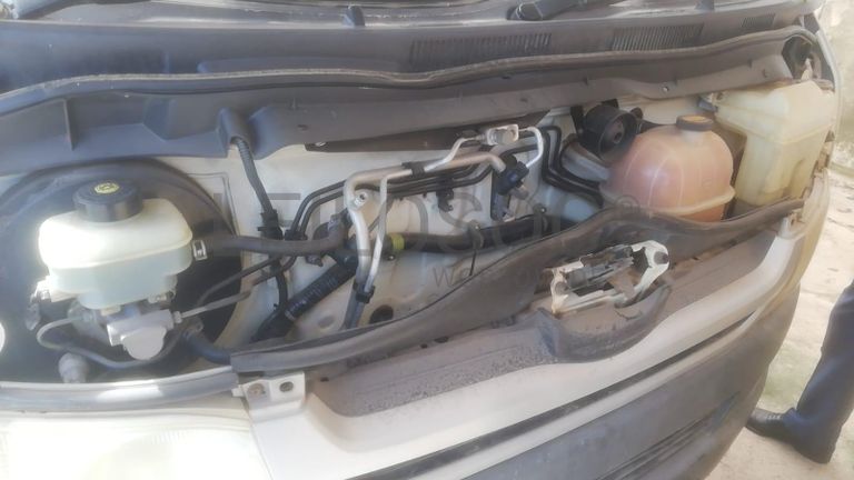 Minibus  de marca Toyota Hiace ·