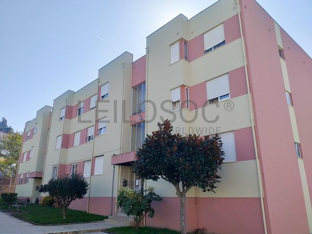 LEILÃO SUSPENSO · 1/5 de Apartamento T4 · Vila Nova de Cerveira