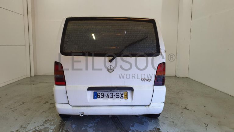 Mercedes-Benz Vito 2.2 · Ano 2002