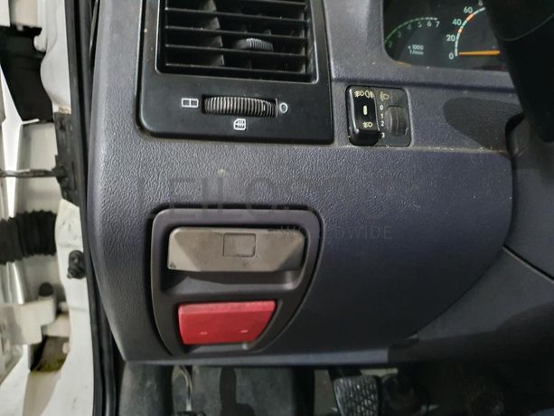 Mercedes-Benz Vito 2.2 · Ano 2002