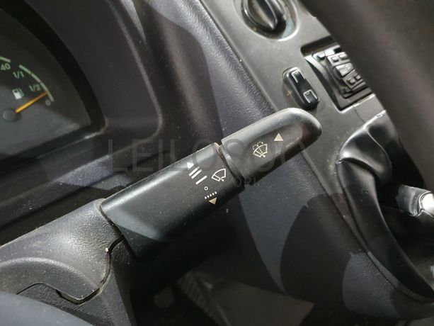 Mercedes-Benz Vito 2.2 · Ano 2002