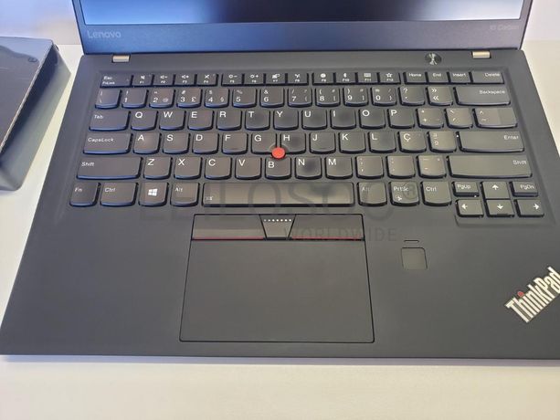 Portátil Lenovo ThinkPad X1 Carbon G5