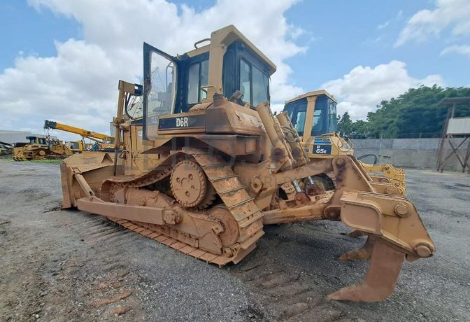 Bulldozer (20 T) KOMATSU D65E-12