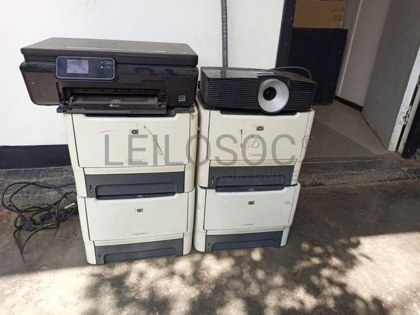 Material Informático ·