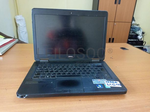 Material Informático ·