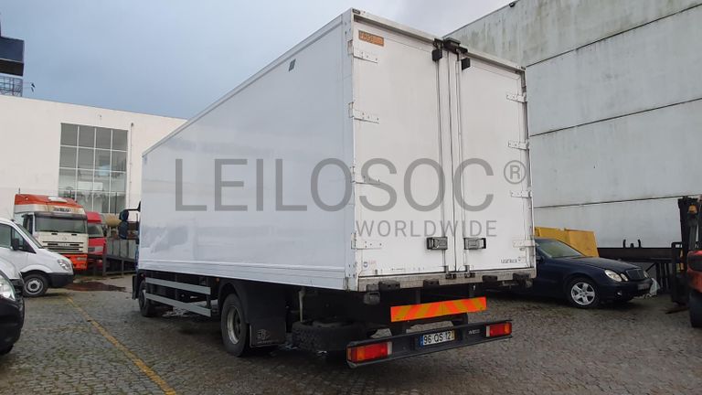 Iveco ML120 E22 · Ano 2010