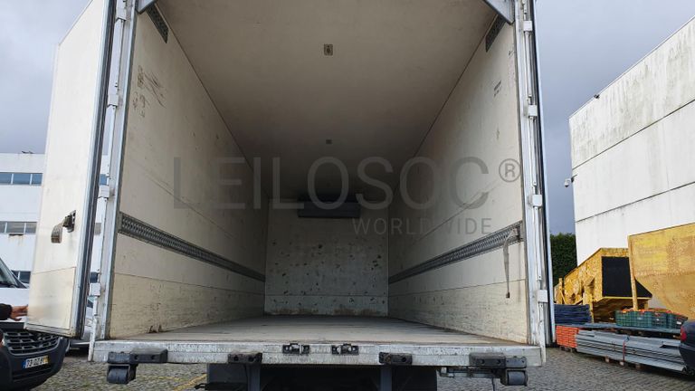 Iveco ML120 E22 · Ano 2010