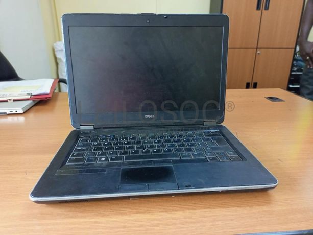 Material Informático ·