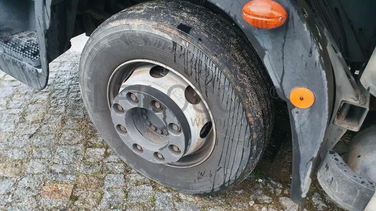 Iveco ML120 E22 · Ano 2010