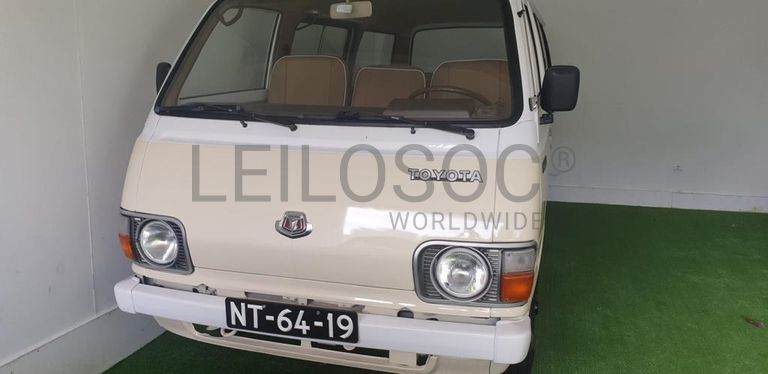 Toyota Hiace 1982