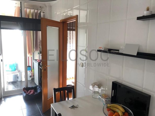 Apartamento T3 com Garagem  · Vila Nova de Gaia