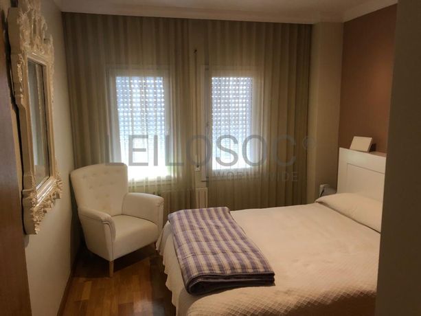 Apartamento T3 com Garagem  · Vila Nova de Gaia