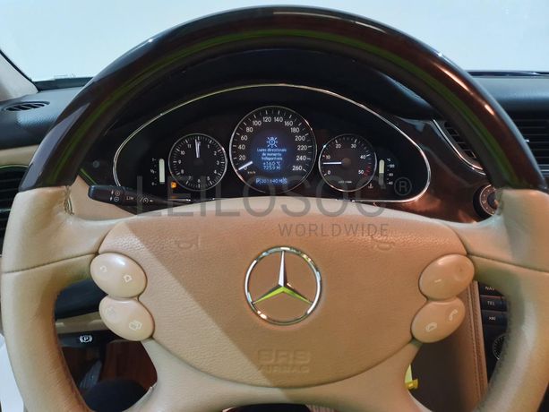 Mercedes-Benz 320 CDI · Ano 2005