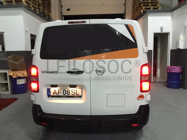 Opel Vivaro 1.5 CDTI · Ano 2021