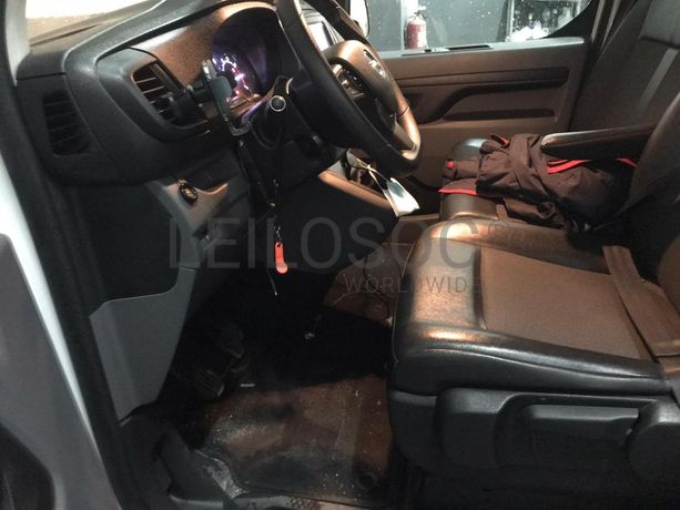 Opel Vivaro 1.5 CDTI · Ano 2021