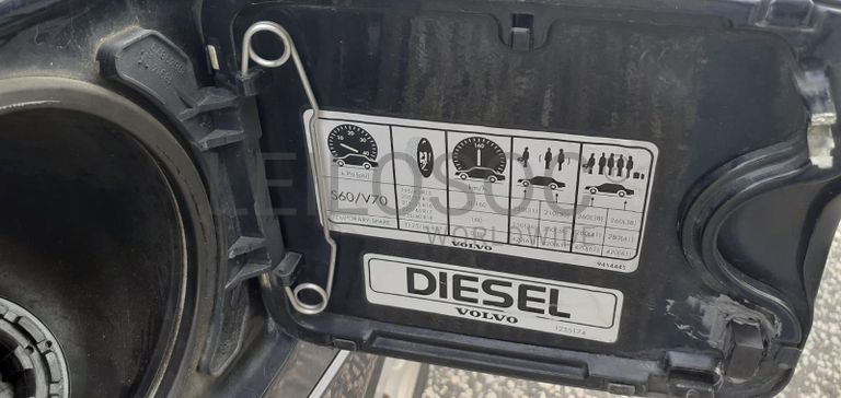 Volvo S60 2.4 D5 · Ano 2003