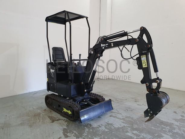 Mini Giratória JPC HT12 · Ano 2022