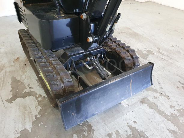 Mini Giratória JPC HT12 · Ano 2022