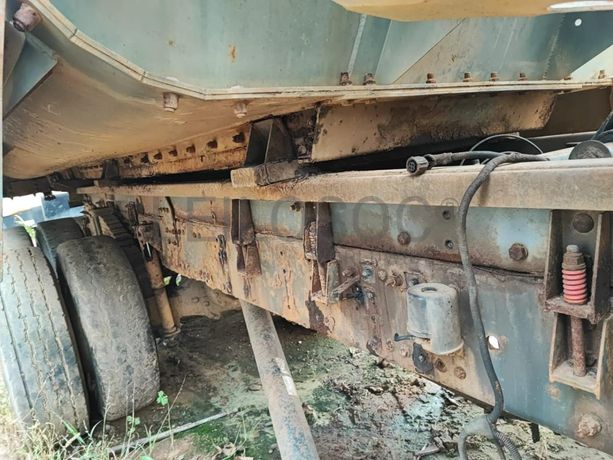 Camião Basculante 26 T (6X4) VOLVO FM 400 6x4