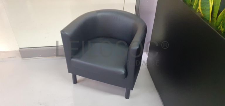 Stock de cabelo, perucas, linhas e tintas de cabelo · Mobiliário · Equipamentos · Indústria de Cabeleireiros