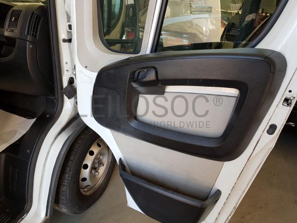 Peugeot Boxer Van (250) 2.2 HDI · Ano 2014