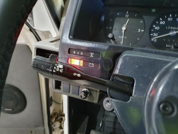 Nissan Patrol 4X4 · Ano 1993