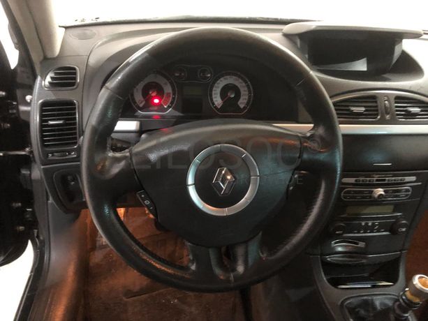 Renault Laguna 2.0 DCI · Ano 2007
