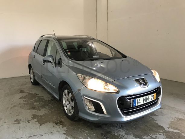 Peugeot 308 1.6 HDI · Ano 2013