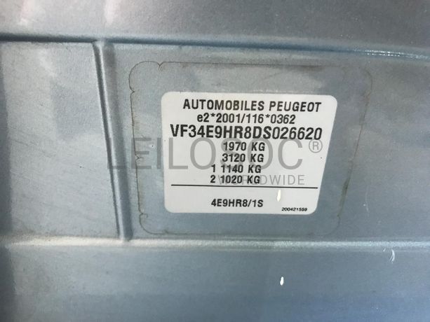 Peugeot 308 1.6 HDI · Ano 2013