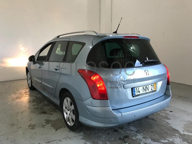 Peugeot 308 1.6 HDI · Ano 2013